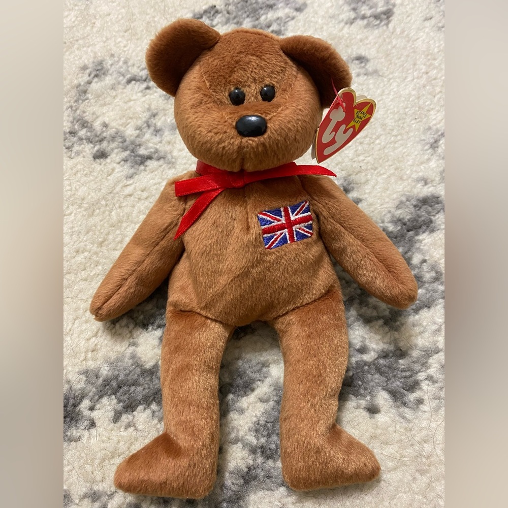 NWT retired Britannia the Bear 1997 Ty beanie baby RARE collectible PVC